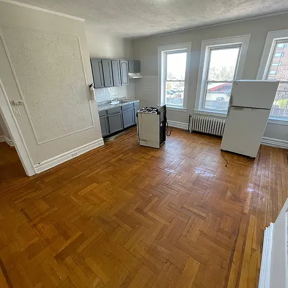 576-407 Mount Prospect Ave #575-405 — Photo 3