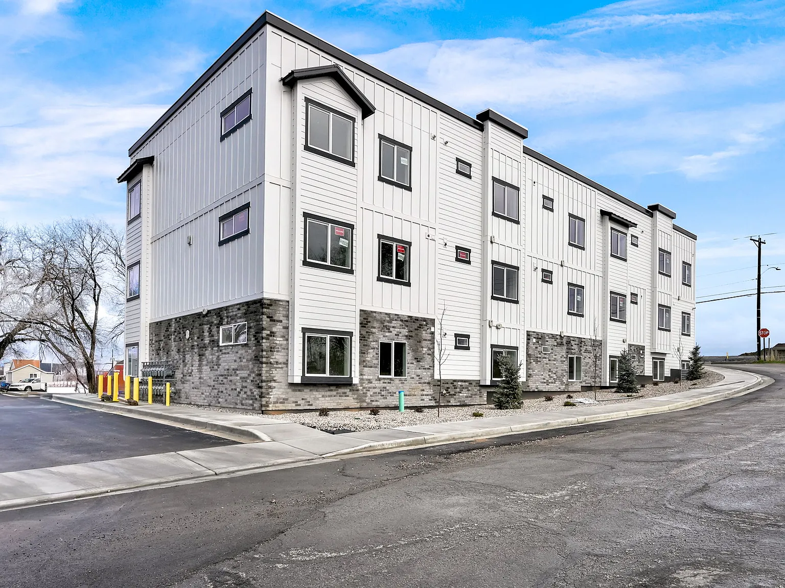 1 bed, 760 sqft, $1,275 — Photo 1