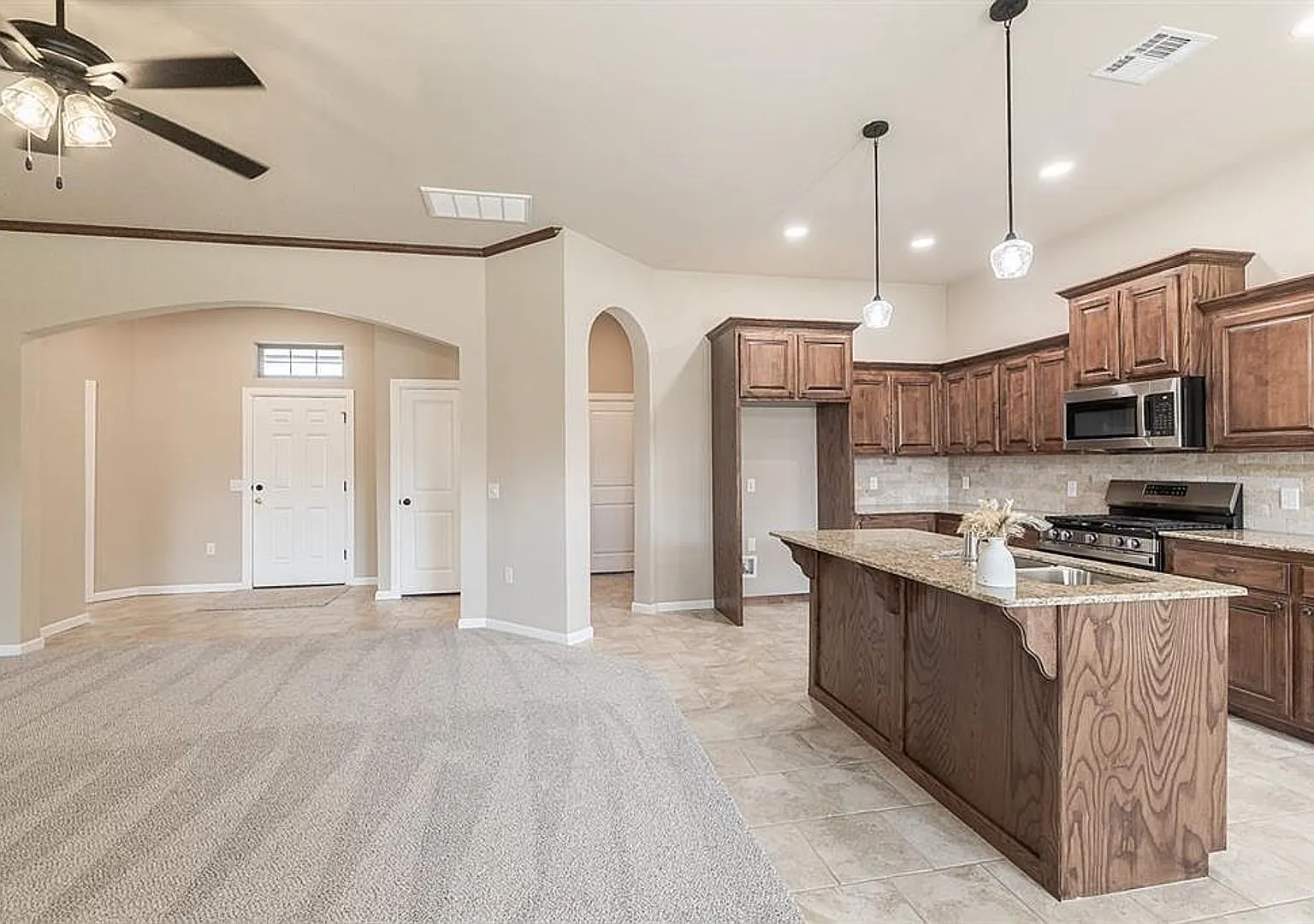 4528 Adobe Court — Photo 4