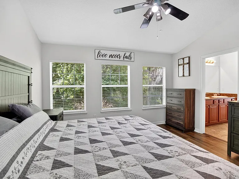 714 Ashentree Dr — Photo 31