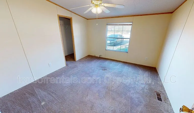 202 Bunker Ct — Photo 7