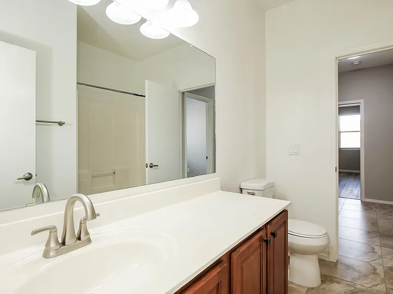 2162 W Kristina Ave — Photo 10
