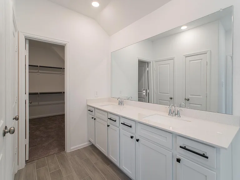 670 Royal Arch Dr — Photo 26