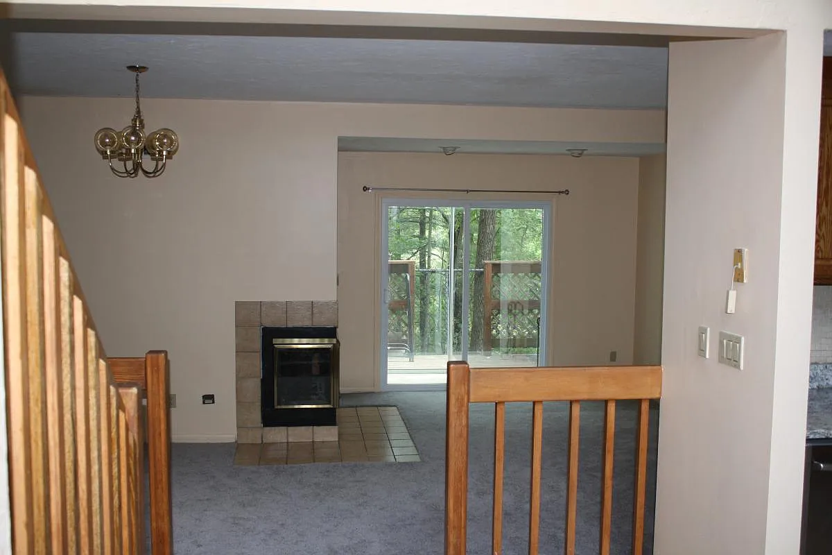 2 bed, 1500 sqft, $2,400 — Photo 4