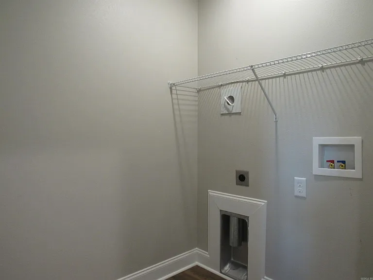1515 Stamps St #1 — Photo 9