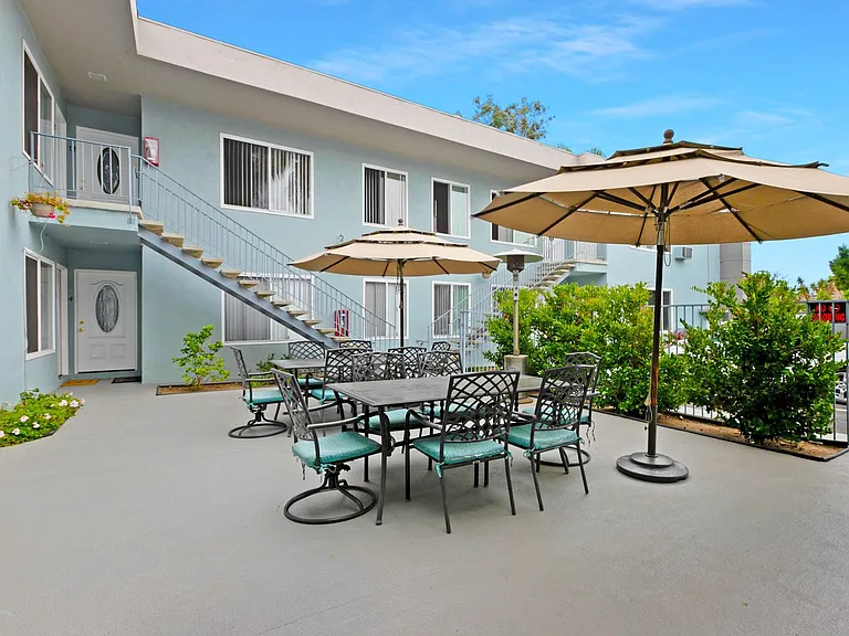 3455 Del Rey St — Photo 23