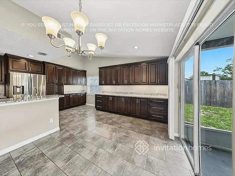 2148 Tioga Dr — Photo 7