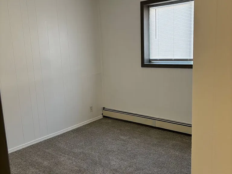94 Farewell Ave — Photo 31