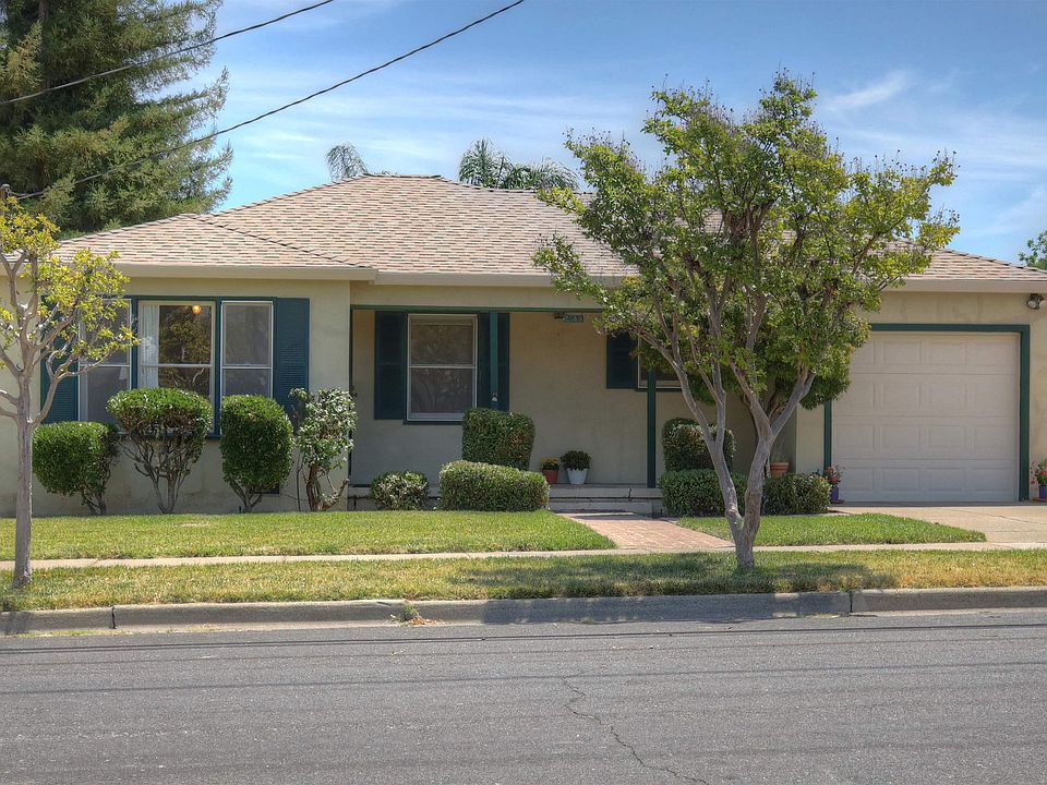 1st image of 2745 D St