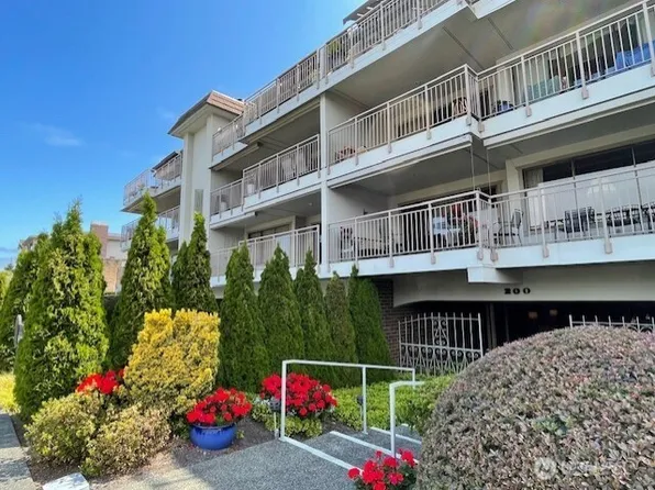 200 Second Avenue N #104, Edmonds, WA 98020