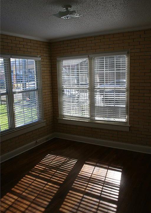 2nd image of 1408 W 47th St