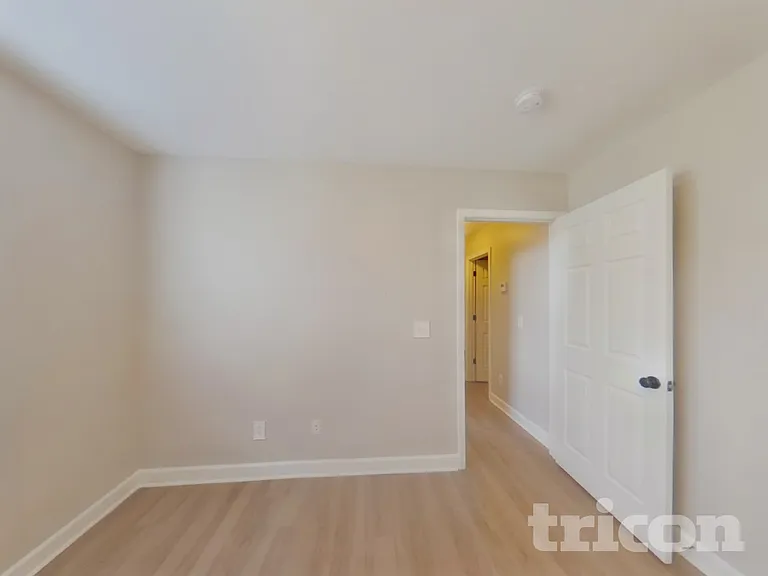 203 Stephen St — Photo 12