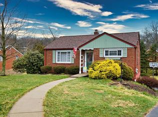8010 Remington Dr, Pittsburgh, PA 15237