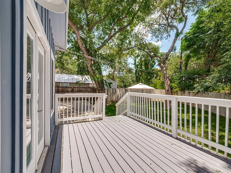 737 E Magnolia Ave — Photo 21