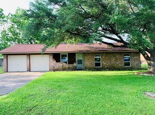 1207 Fair Dr, Angleton, TX 77515