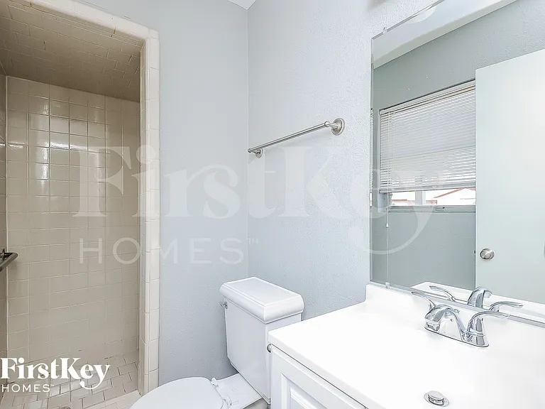6709 Alma St — Photo 11