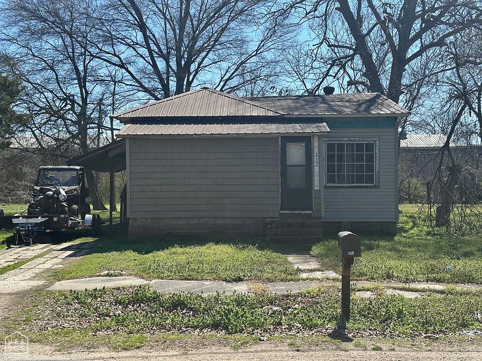 1st image of 217 Oak St