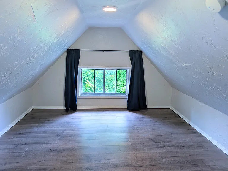 2312 W Pacific Ave #5 — Photo 4