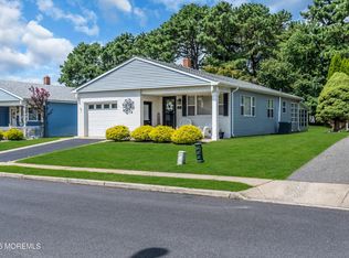 15 Encinitas Drive, Toms River, NJ