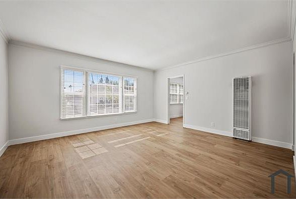 1st image of 1645 Courtney Ave APT 11