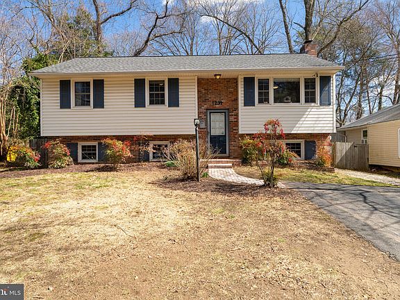3rd image of 1231 Mount Pleasant Dr