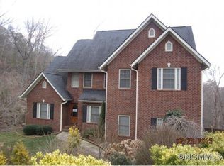78 Timber Cove Ct, Hendersonville, NC 28791