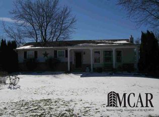 6109 Section Rd, Ottawa Lake, MI 49267