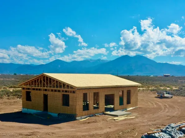 3 Tiny Turns Court, El Prado, NM 87529