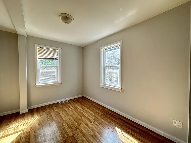 2458 N Clybourn Ave #R2 — Photo 14