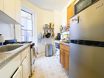 Rented by Urban Real Estate Property Group Inc