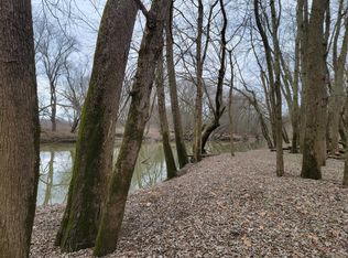 7690 Hartford Pike, Aurora, IN 47001