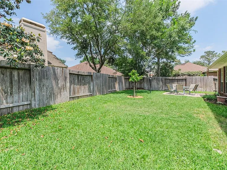17218 Hamilwood Dr — Photo 11