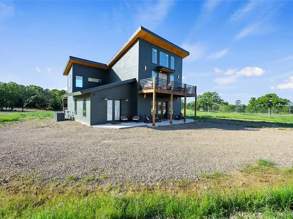 99 Hickory Springs Trl, Broken Bow, OK 74728