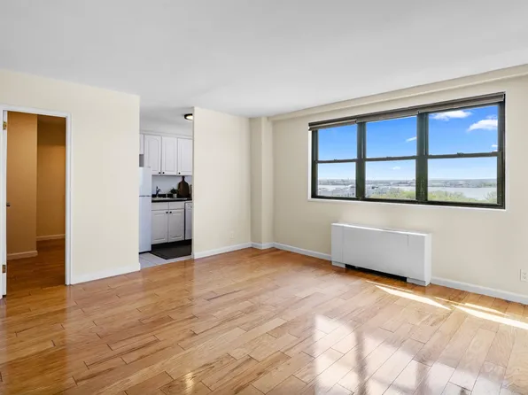 1225 Kennedy Boulevard image 3 of 19