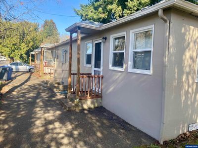 952 Gaines St NE, Salem, OR, 97301