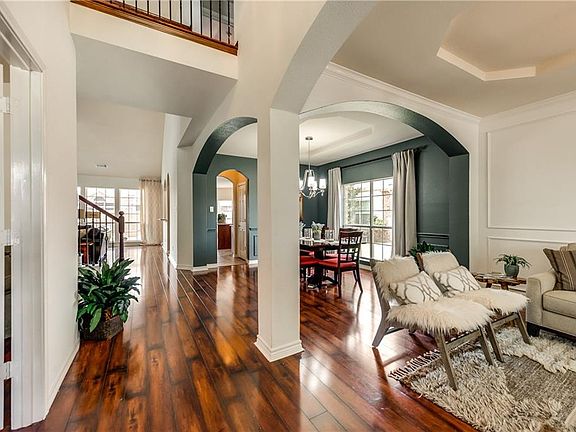 4th image of 104 Lorient Dr