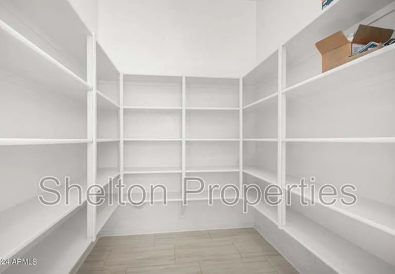 17229 W Caribbean Ln — Photo 6