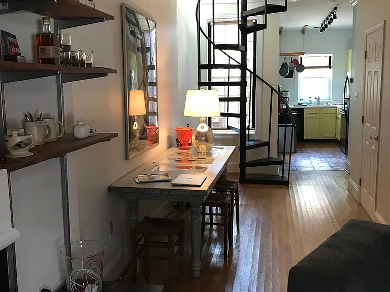 2222 12th Pl NW — Photo 5