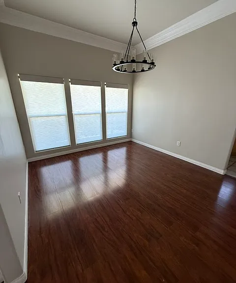 10406 Attleboro Ave — Photo 13