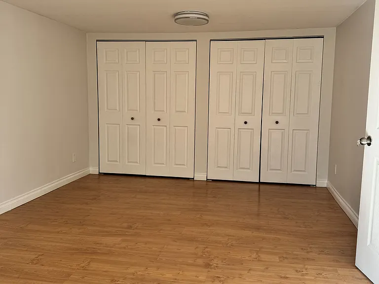 145 Penfield Dr — Photo 15