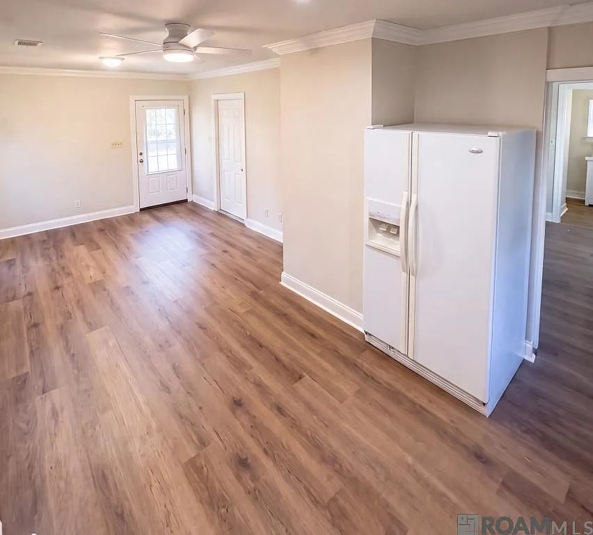 1 bed, 725 sqft, $1,000 — Photo 4