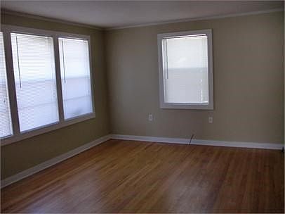 2nd image of 801 Langdale Dr