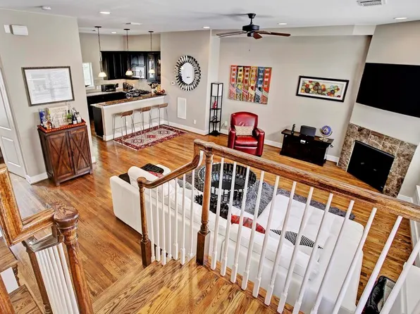 637 Rutland St APT 3, Houston, TX 77007