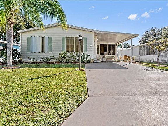3rd image of 247 Kiwi Dr