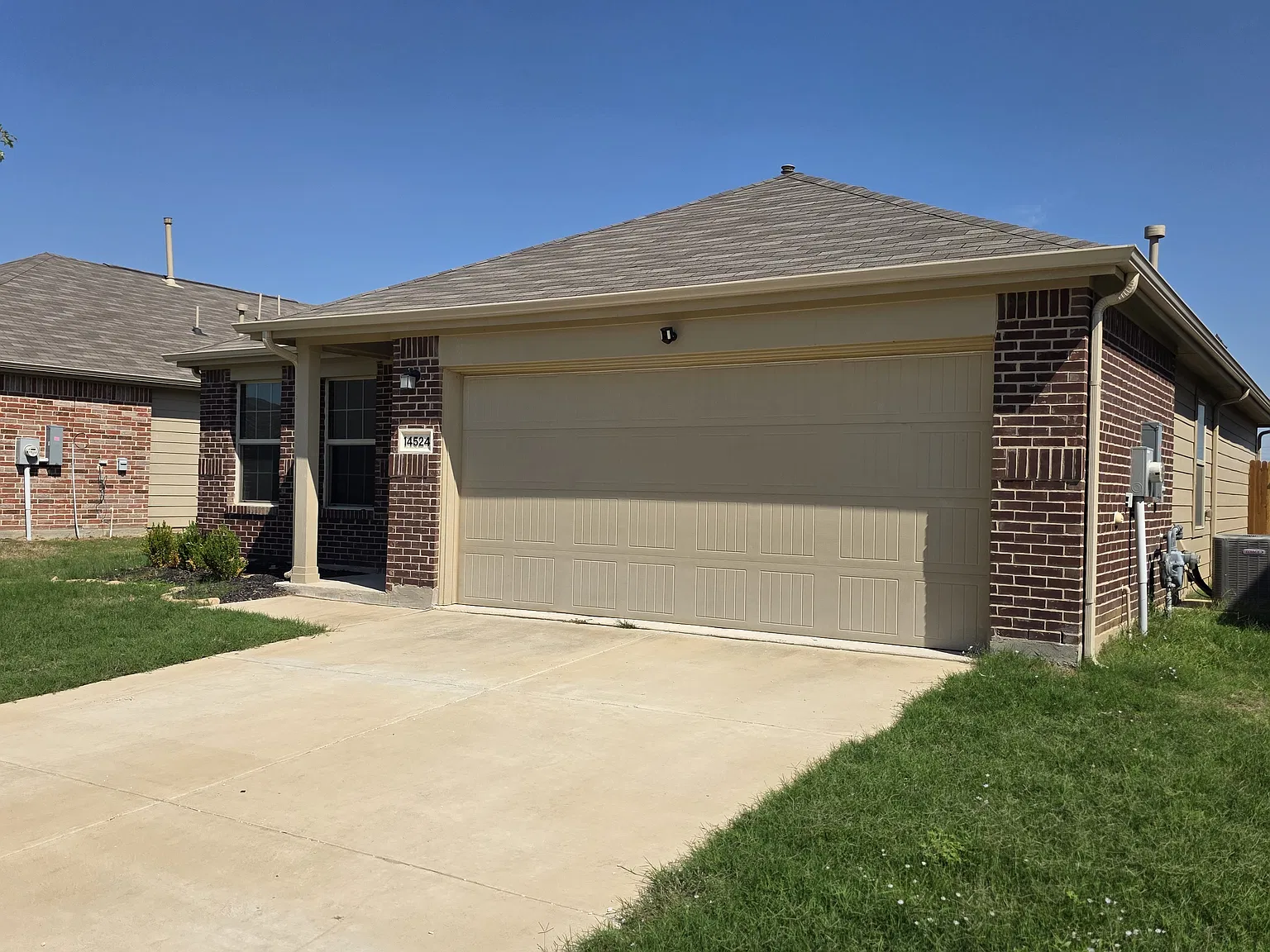 3 bed, 1365 sqft, $1,850 — Photo 2