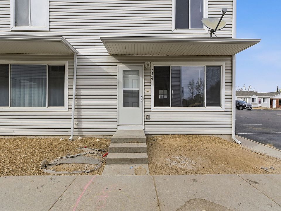 1st image of 1321 Darrell Rd