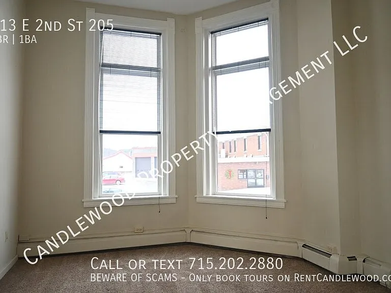 713 E 2nd St #205 — Photo 5