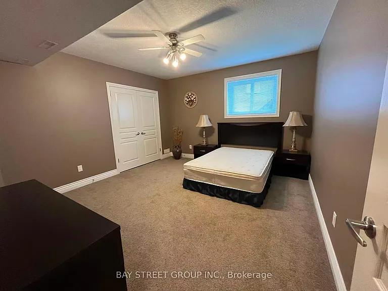 578 Springwater Dr W — Photo 12