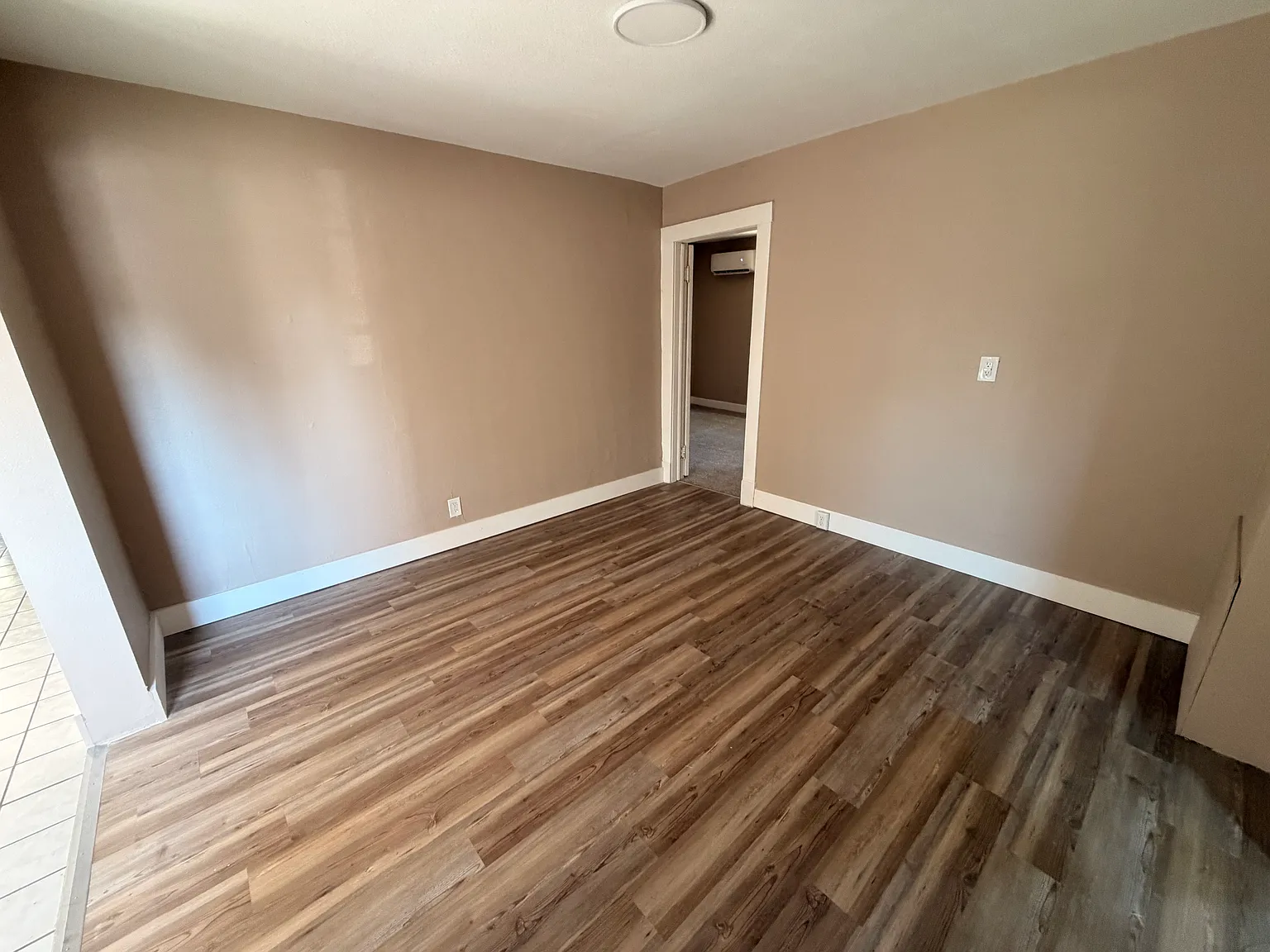 3 bed, 1246 sqft, $1,300 — Photo 3
