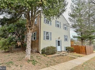 5572 Kendrick Ln, Burke, VA 22015